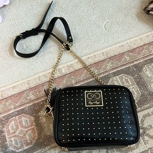 Itzy ritzy black diaper bag crossbody